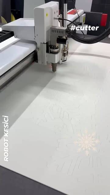 Robot kesici çalışırken